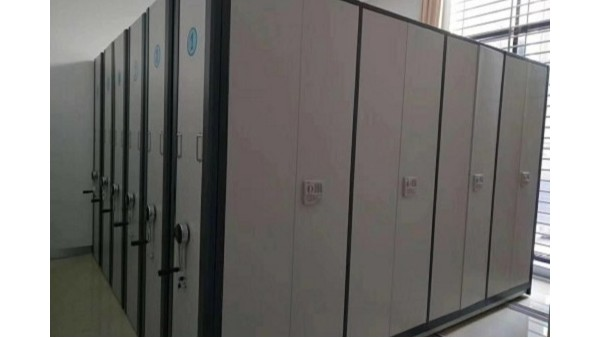 咸寧職業技術學院與豐龍家具合作案例