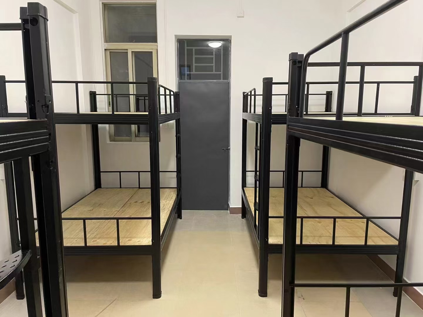 私立學校宿舍鐵床：舒適、安全與實用的完美結合