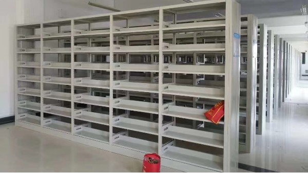 黃石市第九中學與豐龍家具合作案例